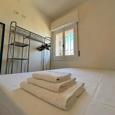 Villino Maria - Exclusive Waterfront Platamona